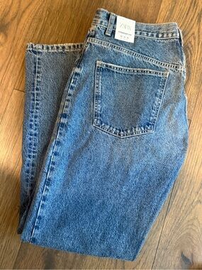 Zara Straight Jeans